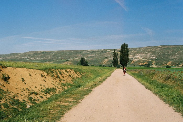 Pilgerin auf dem Jakobsweg in Spanien