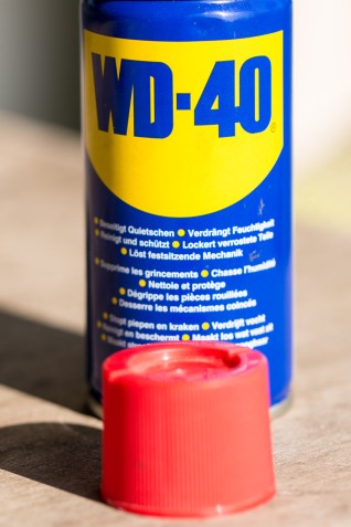WD-40 Büchse